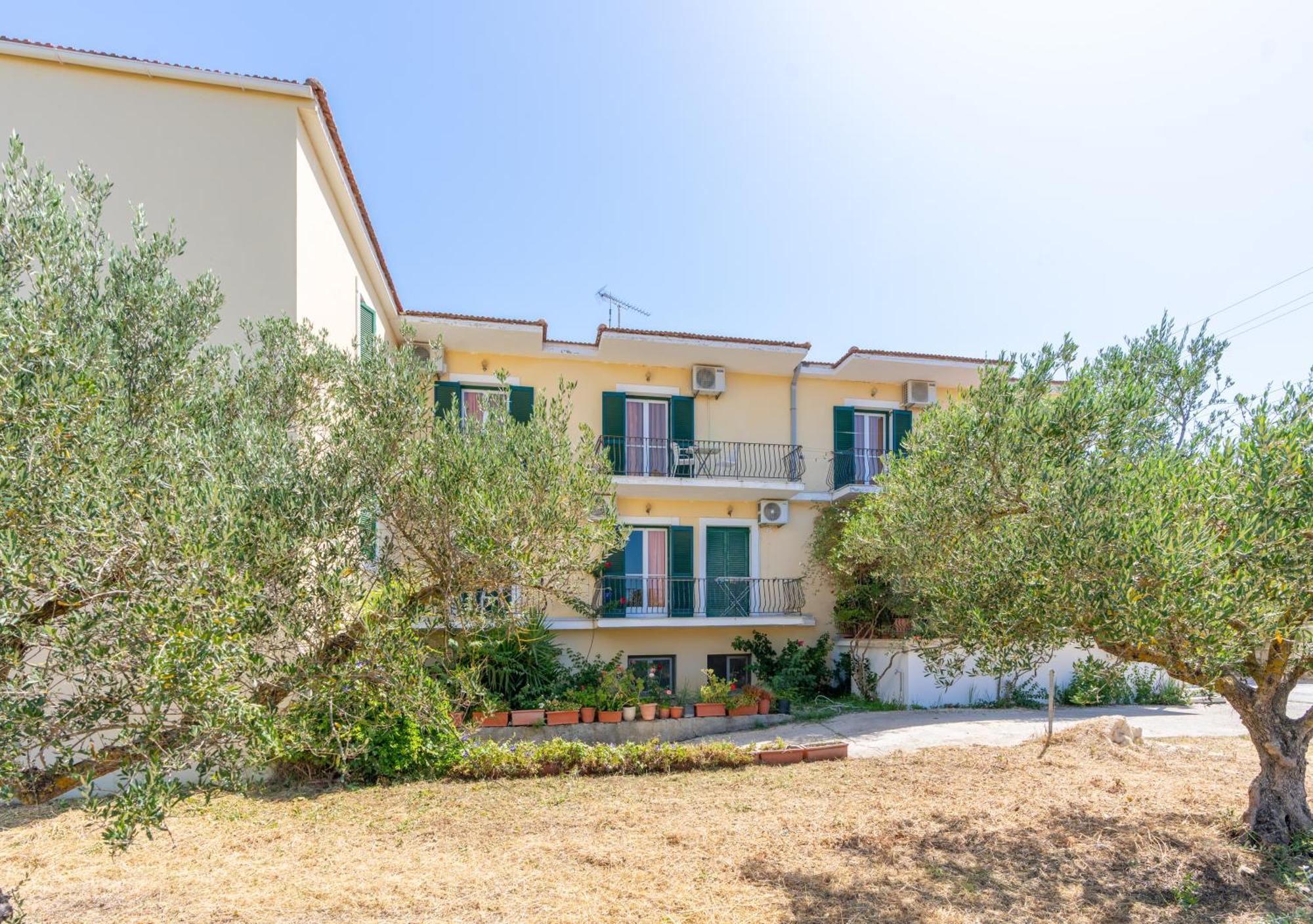 Ammousa Hotel Apartments Ликсури Екстериор снимка